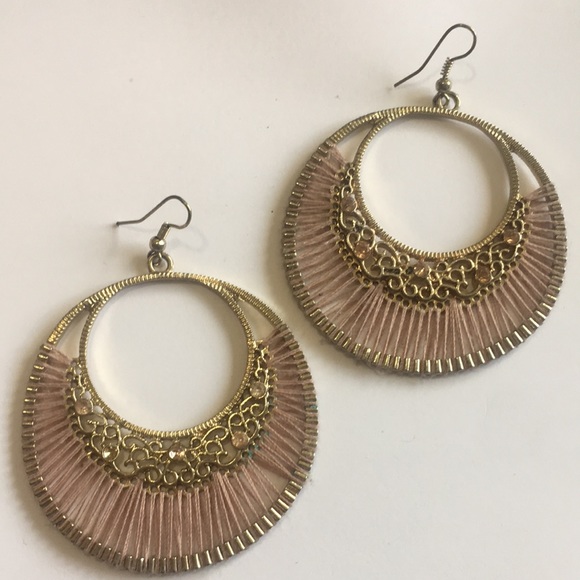Blush Wrapped Earrings - Picture 4 of 7